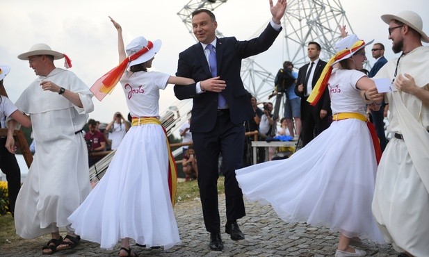 Lednica: Chrystus chce, żebyś stanął w środku Kościoła. Można na wiele sposobów protestować przeciwko temu