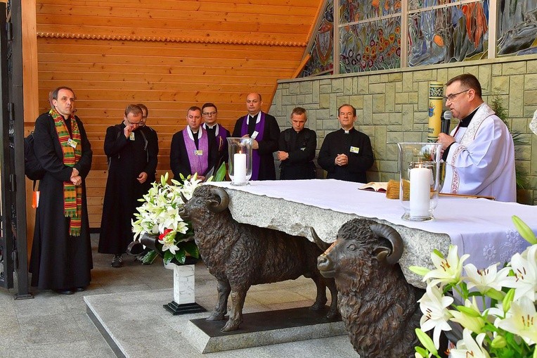 Pielgrzymka Sursum Corda cz.1