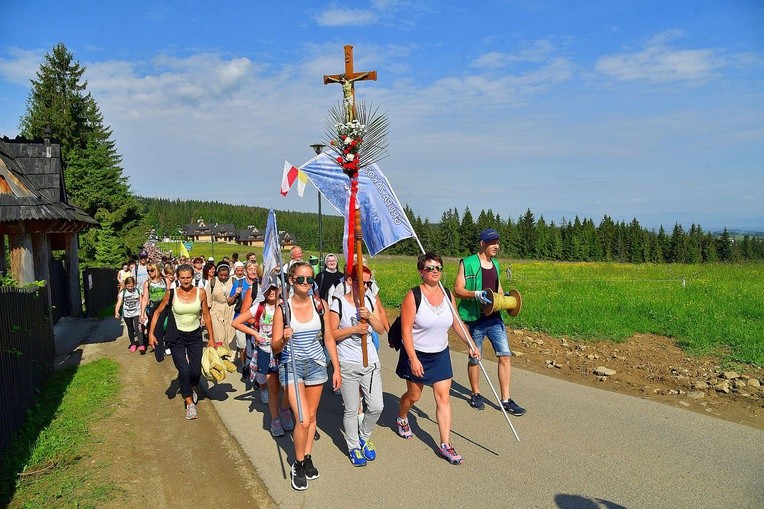 Pielgrzymka Sursum Corda cz.1
