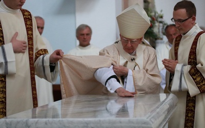 Wzniesiony dzięki wierze w Chrystusa