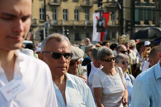 ​Dziękczynna procesja w Święto Dziękczynienia