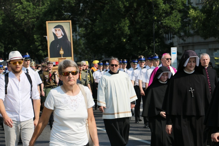 ​Dziękczynna procesja w Święto Dziękczynienia