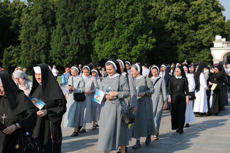 ​Dziękczynna procesja w Święto Dziękczynienia