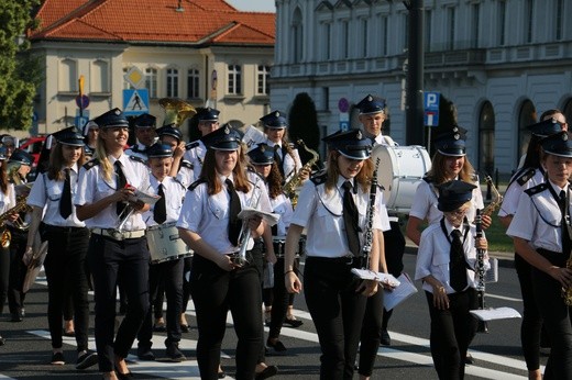 ​Dziękczynna procesja w Święto Dziękczynienia