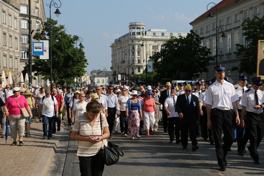 ​Dziękczynna procesja w Święto Dziękczynienia