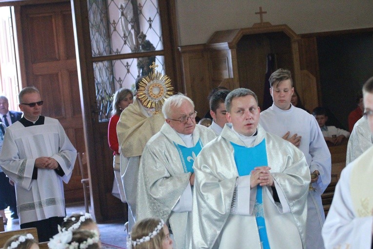 Poświęcenie plebanii i odpust w Grabnie