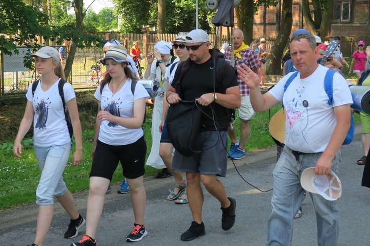 Drugi dzień pielgrzymowania do Mątowów Wielkich