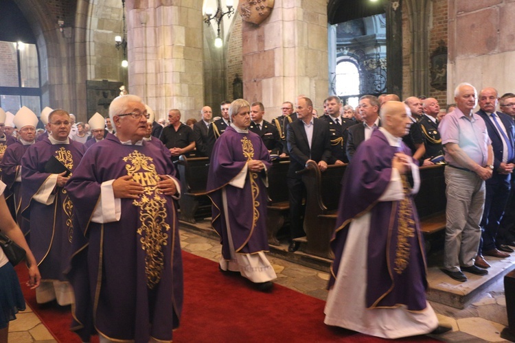 Uroczystości pogrzebowe śp. ks. inf. Adama Drwięgi