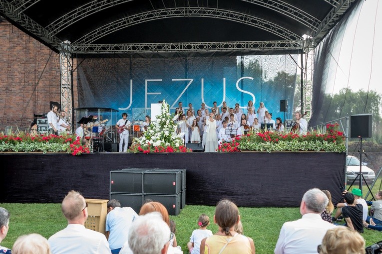 Koncert uwielbienia w Rawie Mazowieckiej