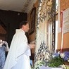 Poświęcenie tablicy dedykowanej ojcom franciszkanom dawnego dobrzyńskiego klasztoru.
