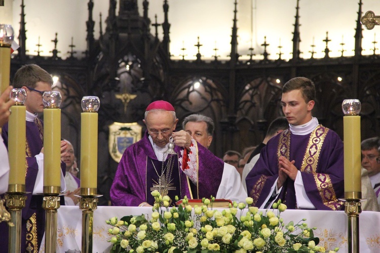 Pożegnanie śp. ks. P.M. Gajdy w tarnowskiej katedrze