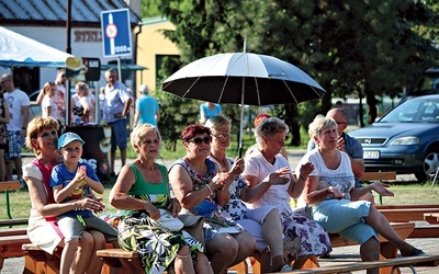 Wydarzenie zorganizowała parafia  bł. Michała Kozala. Koncert mógł się odbyć dzięki pomocy wielu osób, m.in. rady gminy,  straży pożarnej, pracowników domu opieki społecznej  i GOK-u.