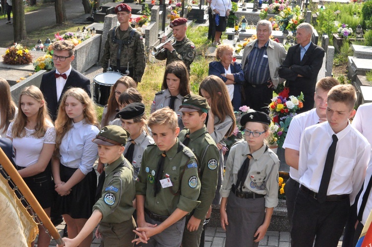 Pogrzeb ks. Gajdy w Porąbce Uszewskiej