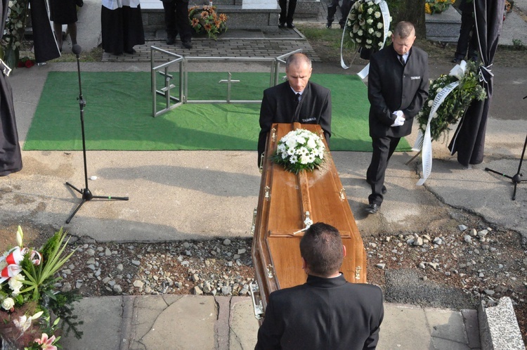 Pogrzeb ks. Gajdy w Porąbce Uszewskiej