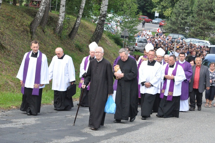 Pogrzeb ks. Gajdy w Porąbce Uszewskiej