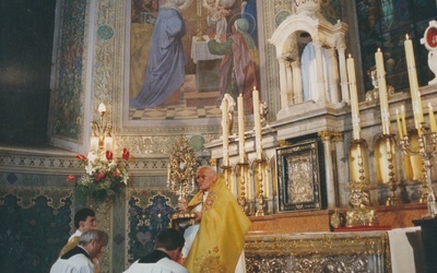 W katedrze Jan Paweł II przewodniczył nabożeństwu czerwcowemu