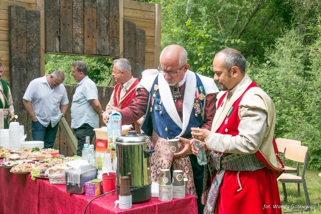 Zawody, nagrody, odznaczenia