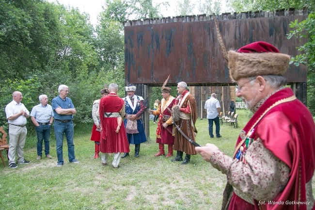 Zawody, nagrody, odznaczenia