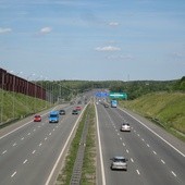 Awaryjne lądowanie awionetki na autostradzie A4