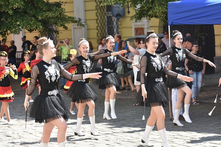 Gryfiada na rozpoczęcie obchodów 650. rocznicy śmierci Bolka II Małego