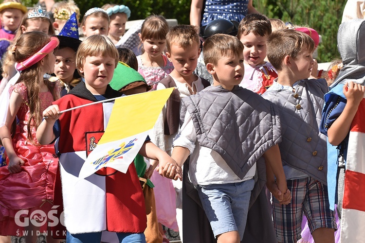 Gryfiada na rozpoczęcie obchodów 650. rocznicy śmierci Bolka II Małego