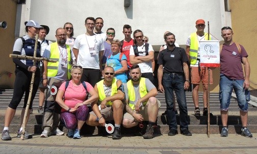 Tegoroczna ekipa pieszego wędrowania na Jasną Górę w 36 godzin