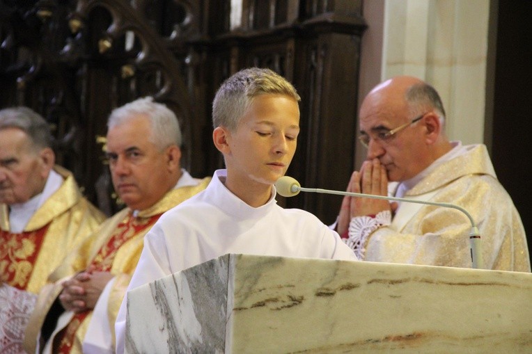 Błogosławieństwo lektorów w Szczurowej