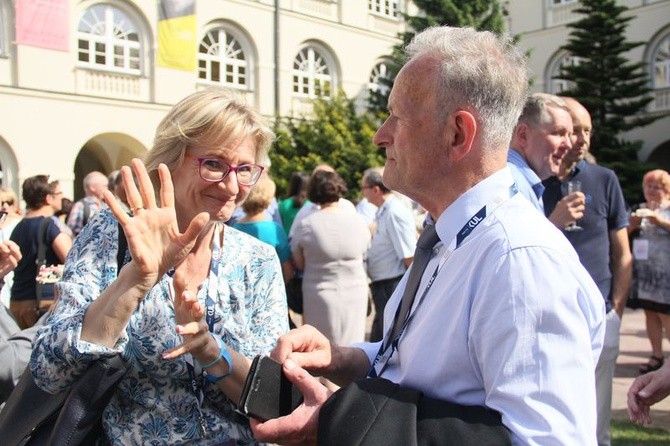 Tort na jubileusz KUL