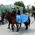 Ułani przejechali przez Wrocław