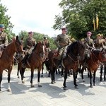 Ułani przejechali przez Wrocław