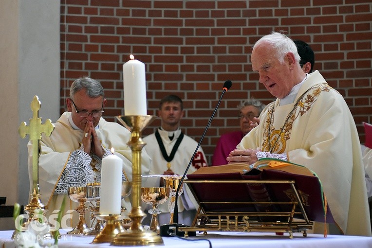 Konsekracja kościoła pw. Świętej Rodziny w Wałbrzychu