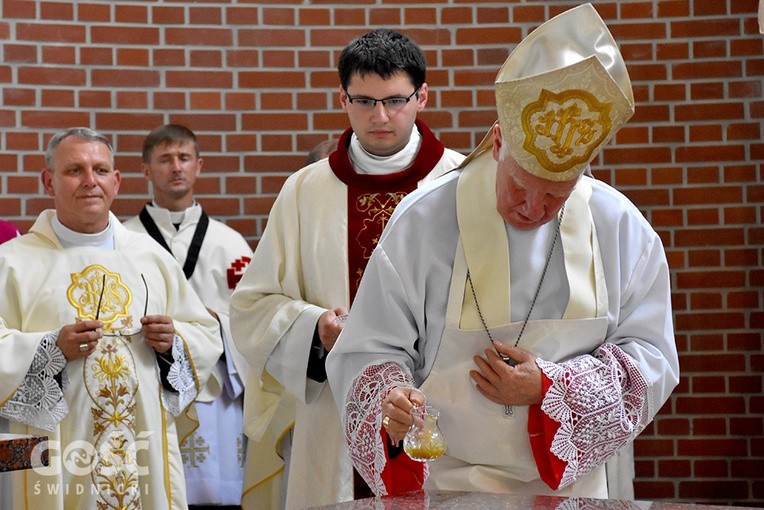 Konsekracja kościoła pw. Świętej Rodziny w Wałbrzychu