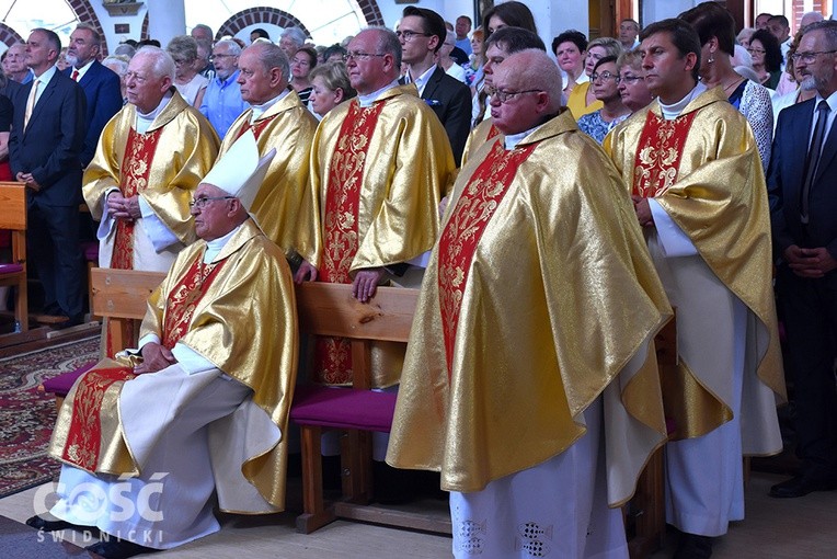 Konsekracja kościoła pw. Świętej Rodziny w Wałbrzychu