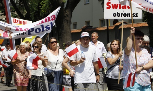Marsz dla Życia i Rodziny w Oświęcimiu