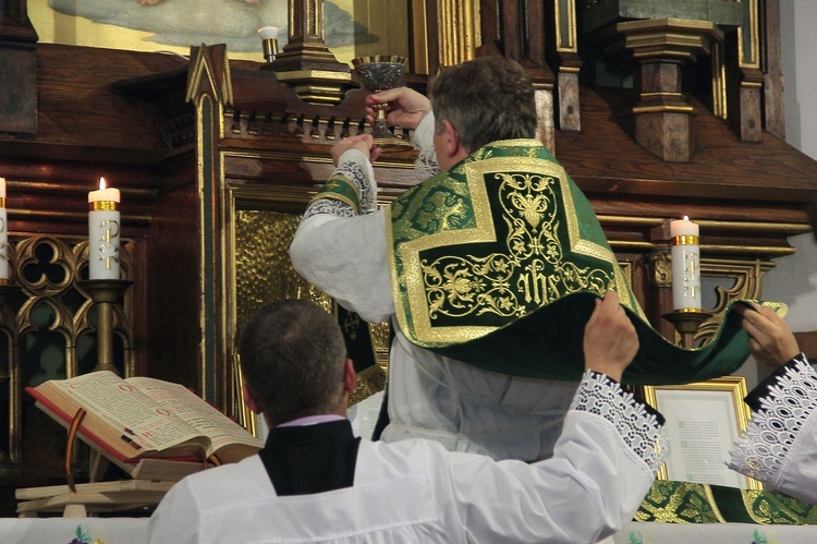 Jubileusz powrotu do diecezji Mszy św. w klasycznym rycie rzymskim 