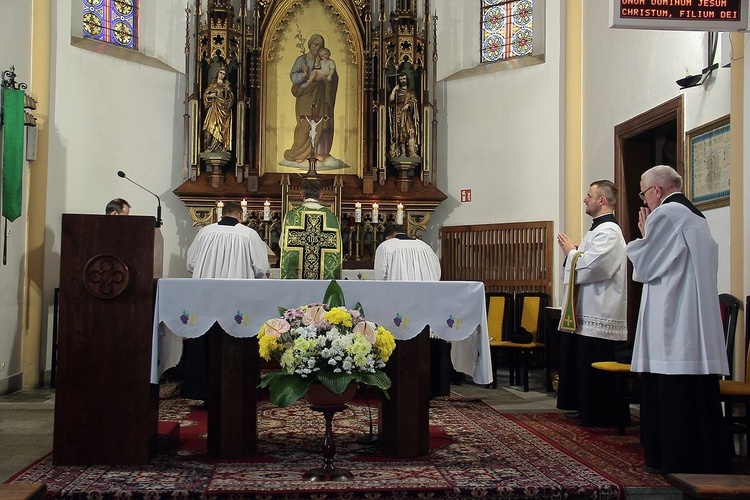 Jubileusz powrotu do diecezji Mszy św. w klasycznym rycie rzymskim 