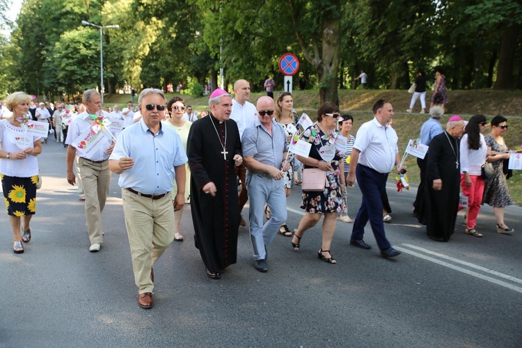 Marsz dla życia i rodziny w Sandomierzu 