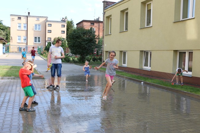 Festyn w parafii na radomskich Borkach