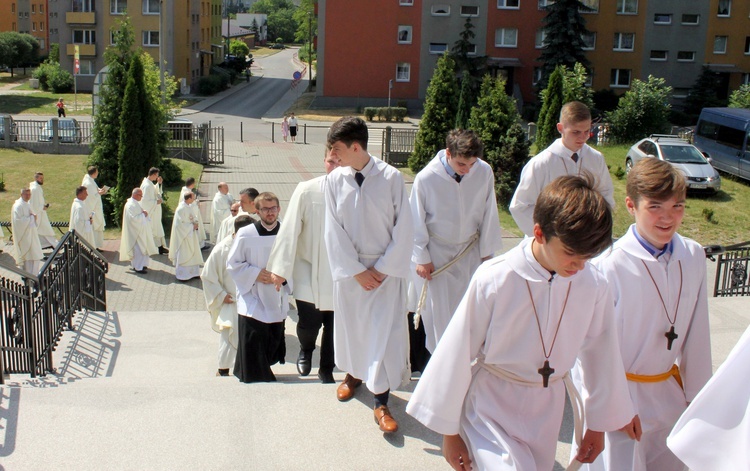 Poświęcenie kościoła w Bytomiu Szombierkach 