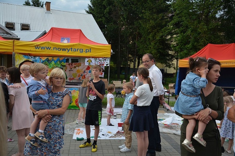 Moc atrakcji w papieskiej parafii