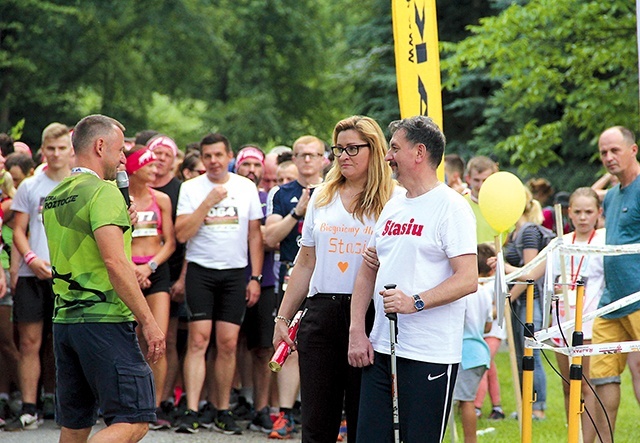 Dla zawodników S. Stawiarski wraz z żoną stanął na starcie o własnych siłach.