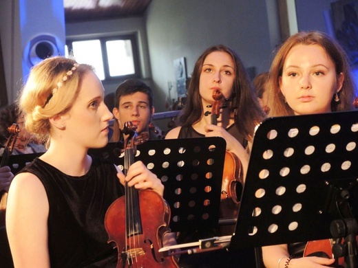Koncert na 10-lecie fundacji "Drachma"