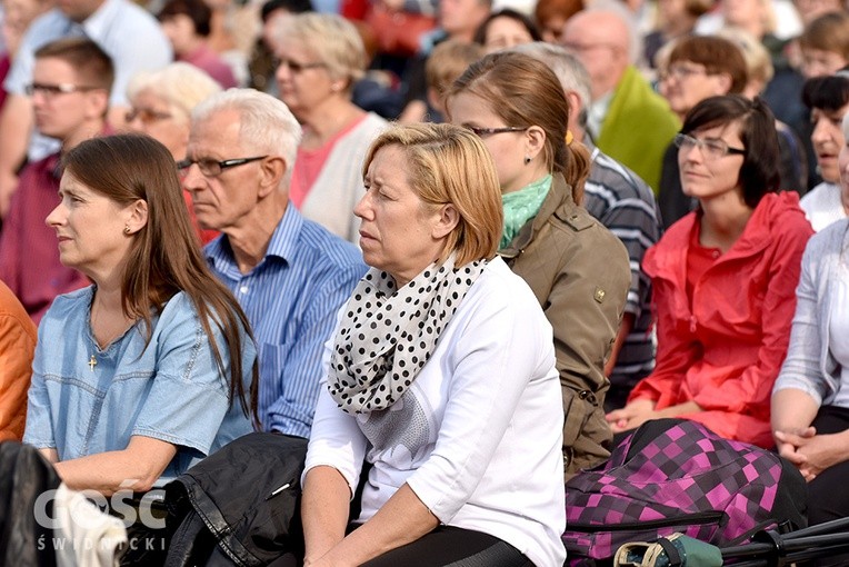 Rekolekcje z o. Johnem Bashoborą
