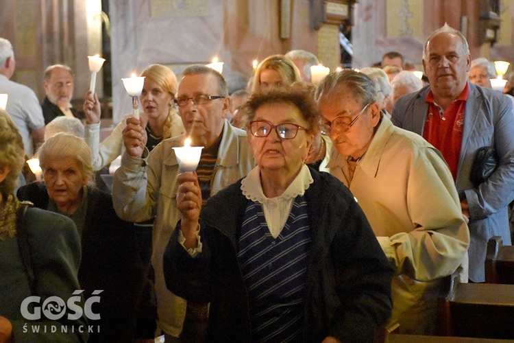 Nabożeństwo fatimskie w świdnickiej katedrze