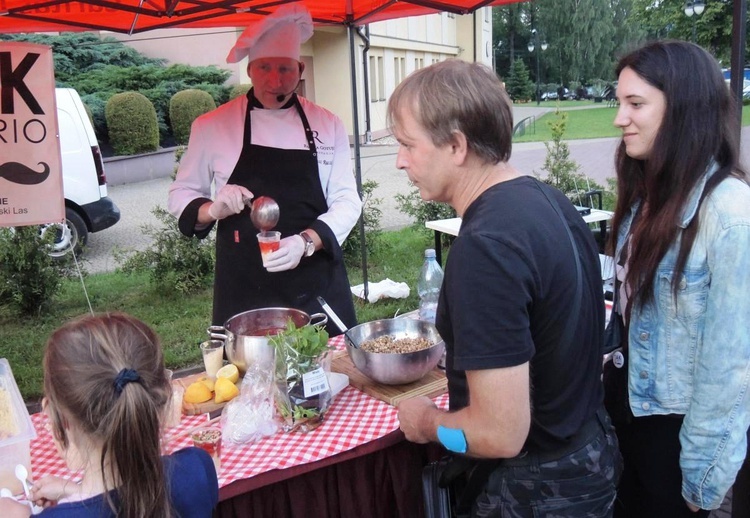 TAK na serio - gotowanie z Remigiuszem Rączką