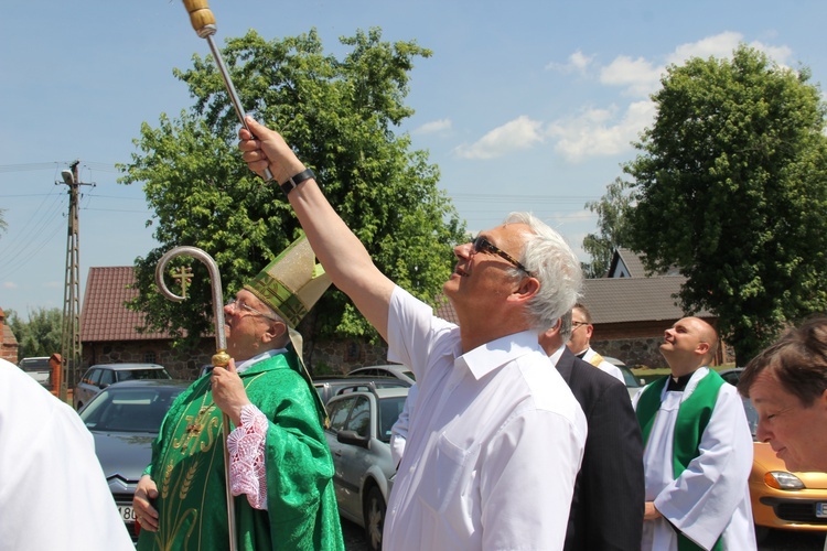 Poświęcenie zegara w Bąkowie Górnym