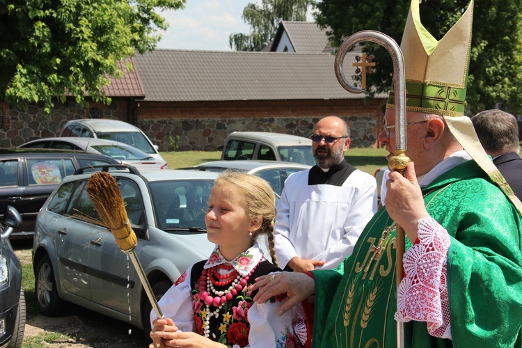 Poświęcenie zegara w Bąkowie Górnym