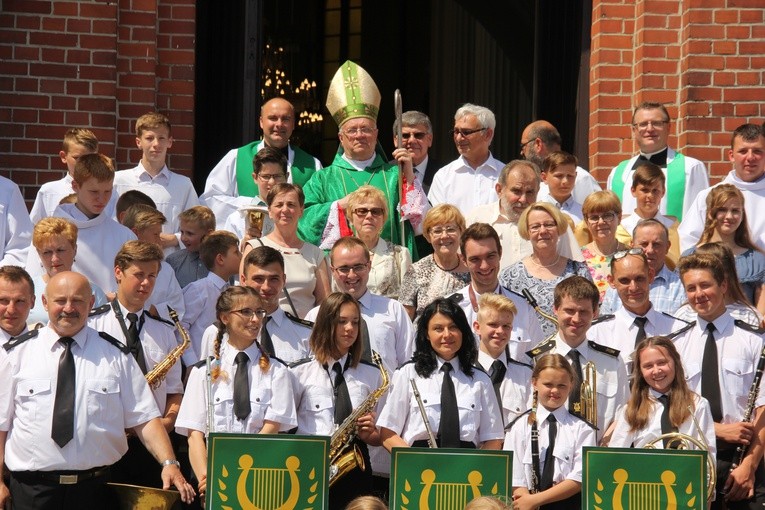 Poświęcenie zegara w Bąkowie Górnym