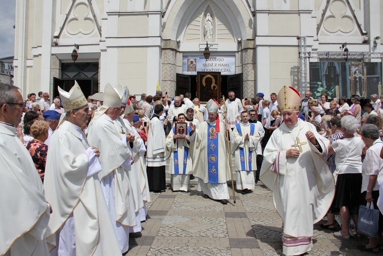 Pożegnanie Jasnogórskiej Pani w diecezji warszawsko-praskiej