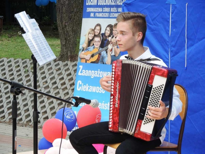 17. Szkolny festyn "u Sióstr" w Bielsku-Białej